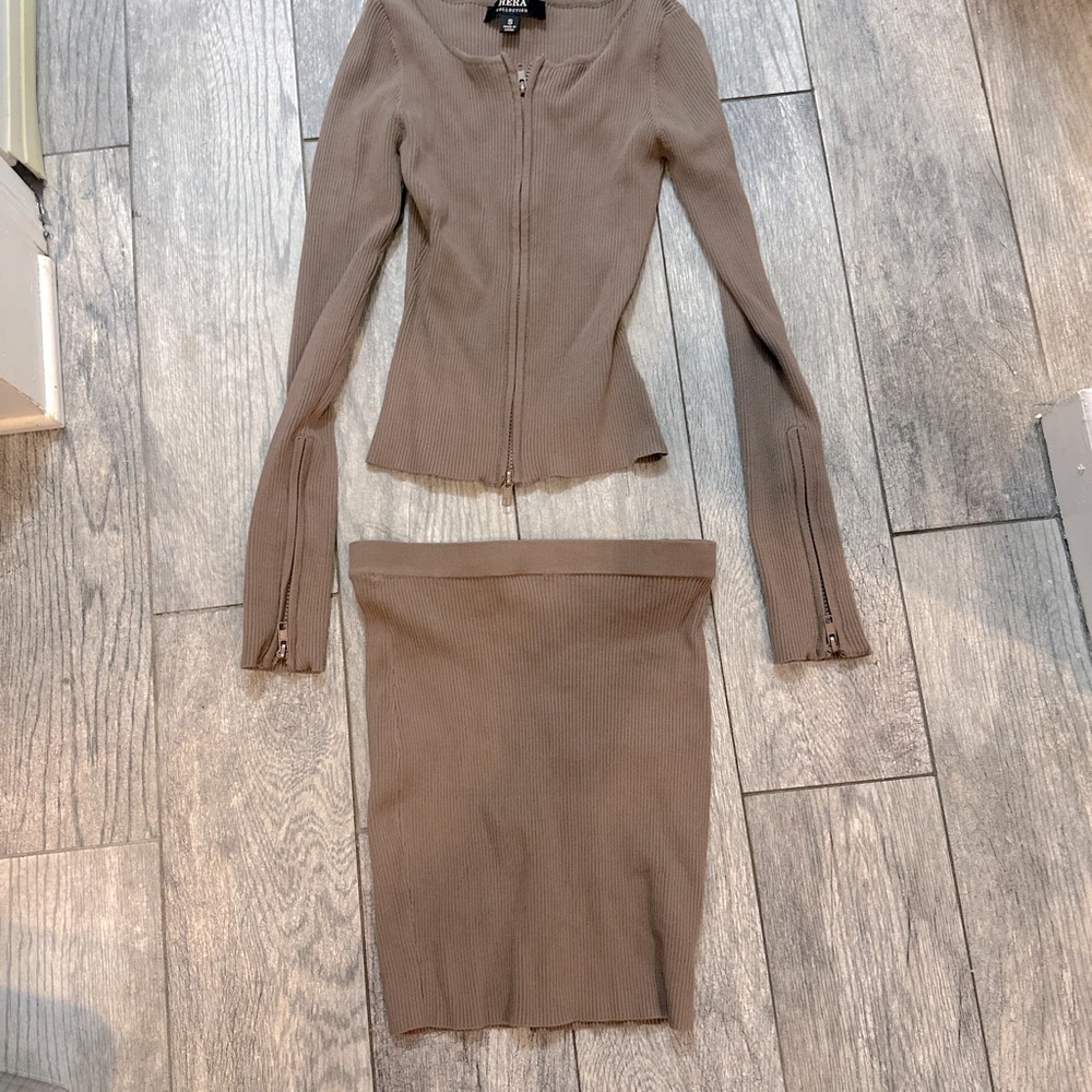 ✨NWOT” Hera Collection” Tan” Ribbed Set - Picture 3 of 10